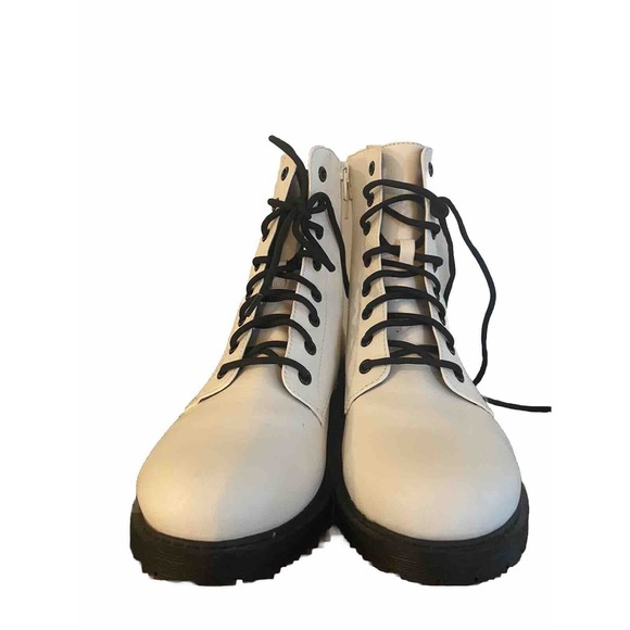 New Women's‎ Time & TRU Lug Combat Boot Moto White, Lace Zip-Up Punk Goth Size 9 - Picture 3 of 5
